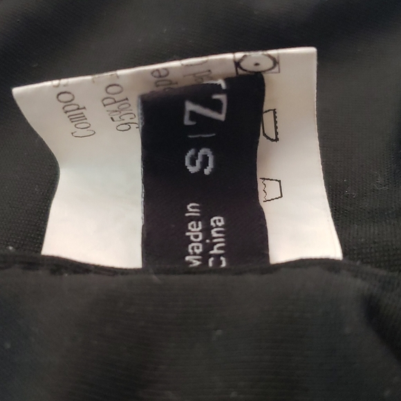 Zaful Spaghetti Strap Crop Top - Picture 3 of 3